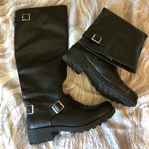 Leather boots